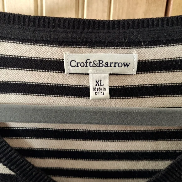 CROFT & BARROW Black Oatmeal Gray Striped V-neck Sweater Sz XL - Picture 5 of 7